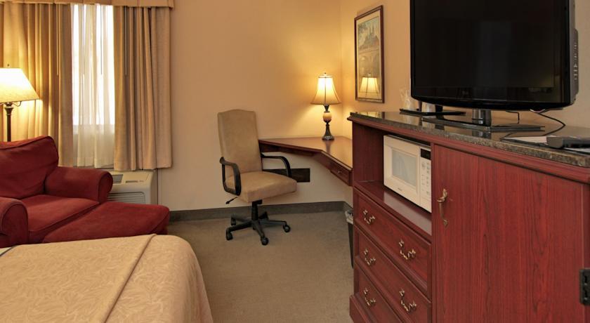 Baymont By Wyndham South Bend Near Notre Dame Exterior foto