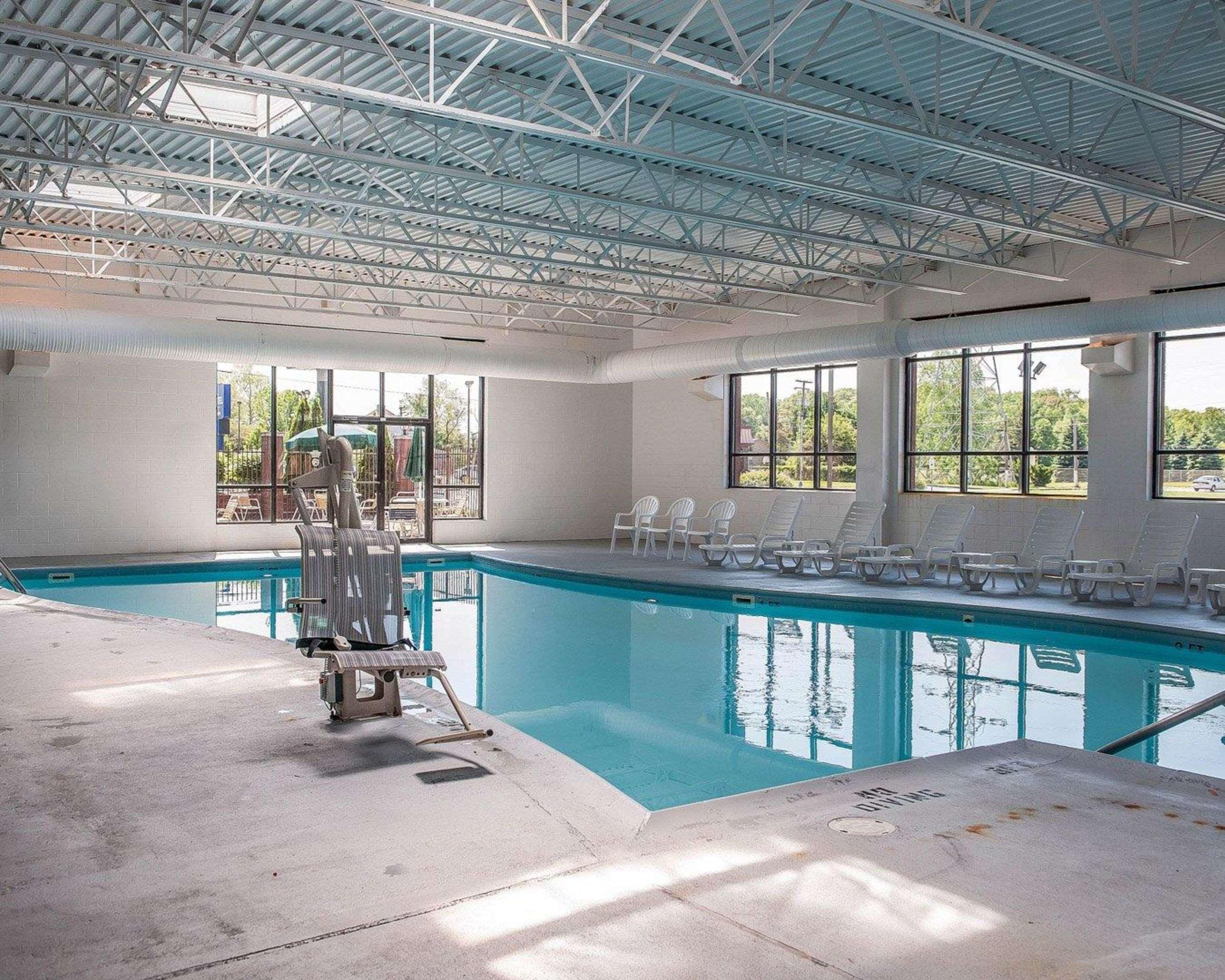 Baymont By Wyndham South Bend Near Notre Dame Exterior foto